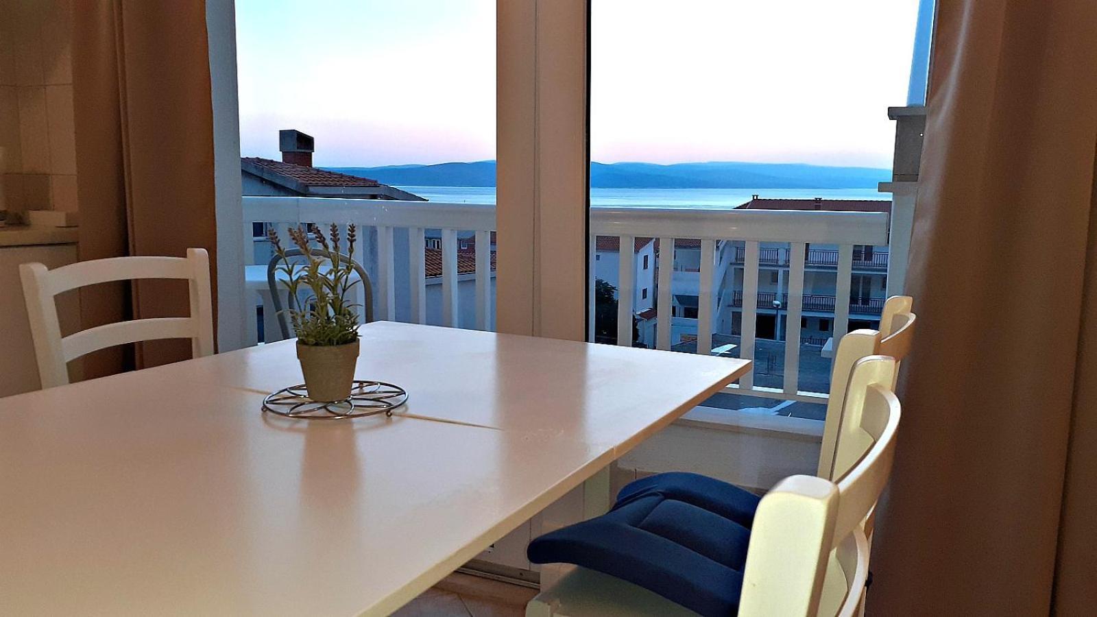 Apartments Villa Bonaca Baška Voda Rom bilde