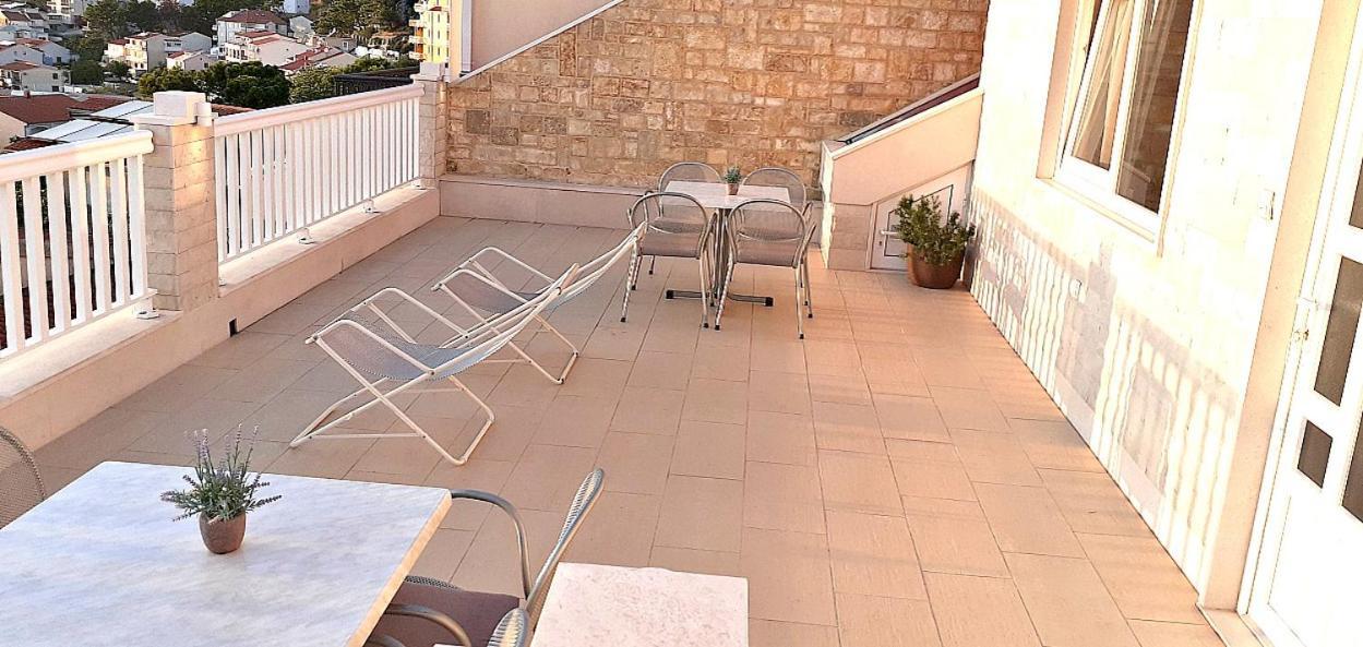 Apartments Villa Bonaca Baška Voda Eksteriør bilde