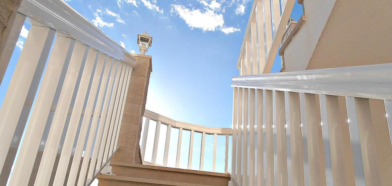 Apartments Villa Bonaca Baška Voda Rom bilde